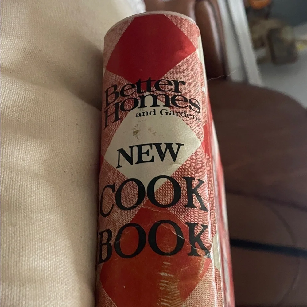 Better Homes And Gardens classic cookbook